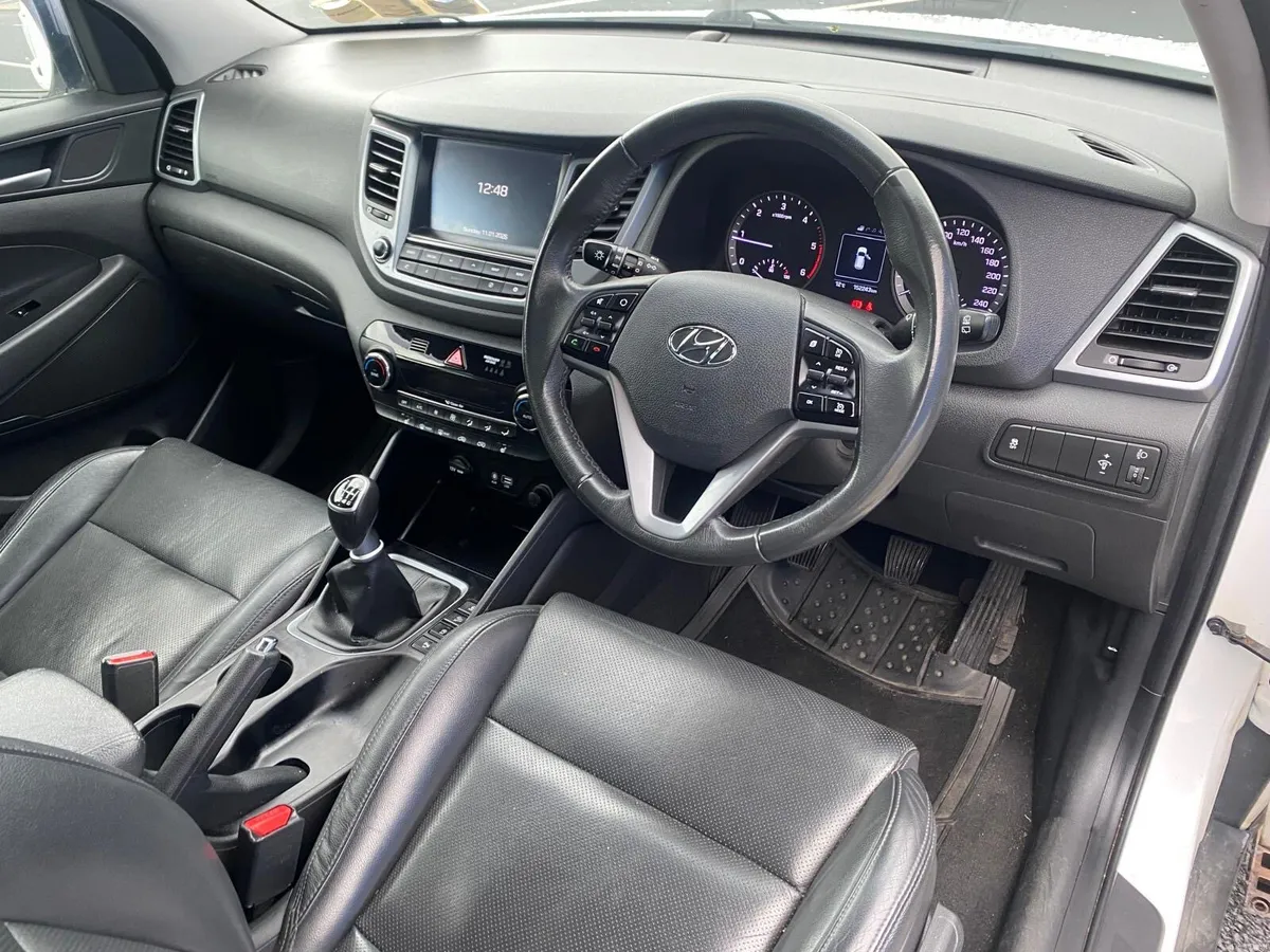 171 Hyundai 1.7 TD Tucson Executive 02/27 - Image 2