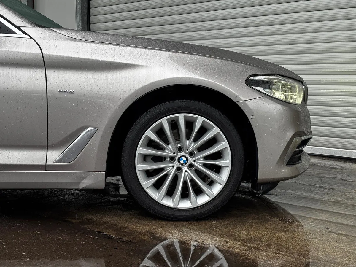 2017 BMW 520D Luxury automatic - Image 4
