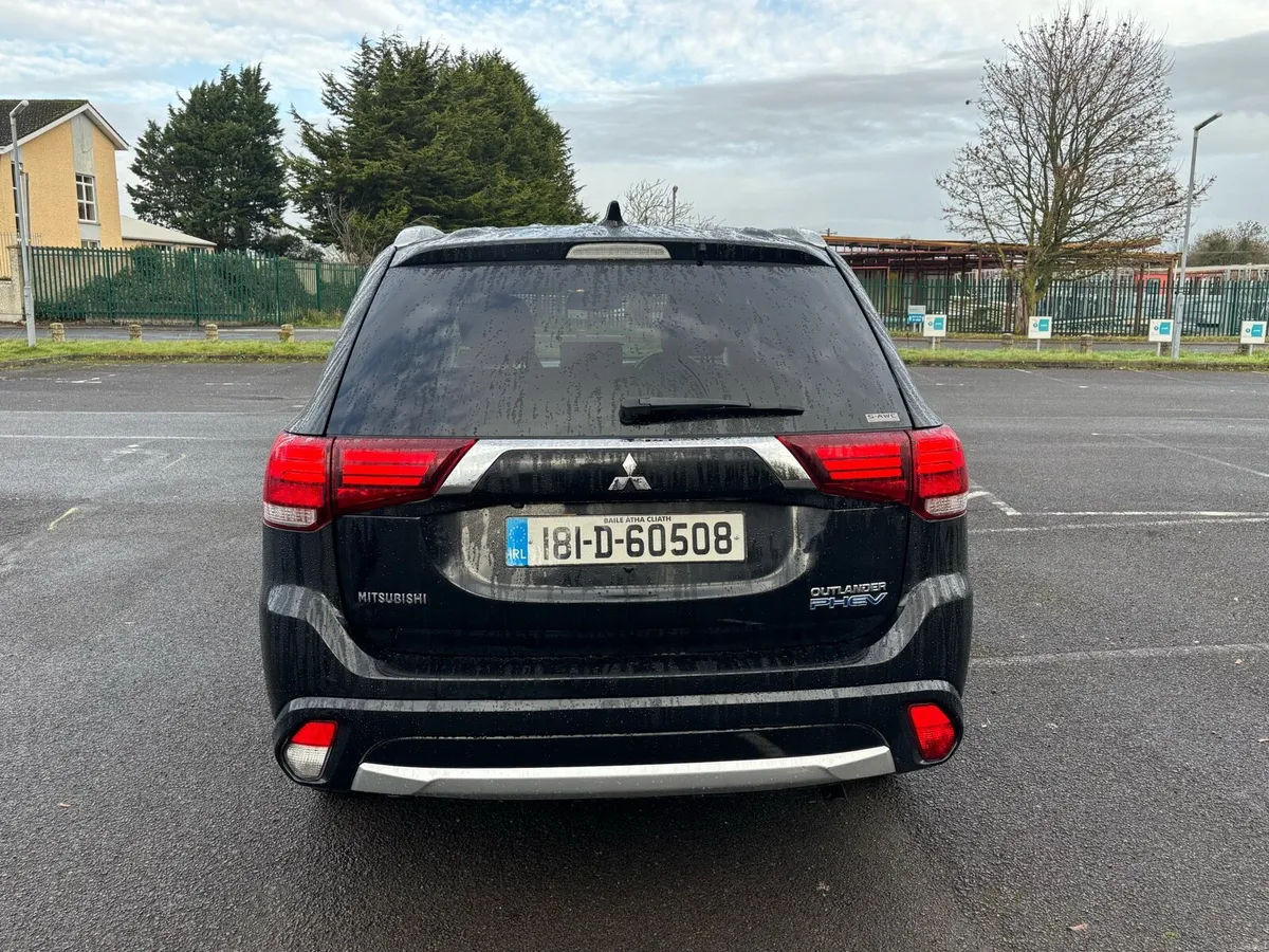 MITSUBISHI OUTLANDER *LOW MILLAGE NEW NCT* - Image 4