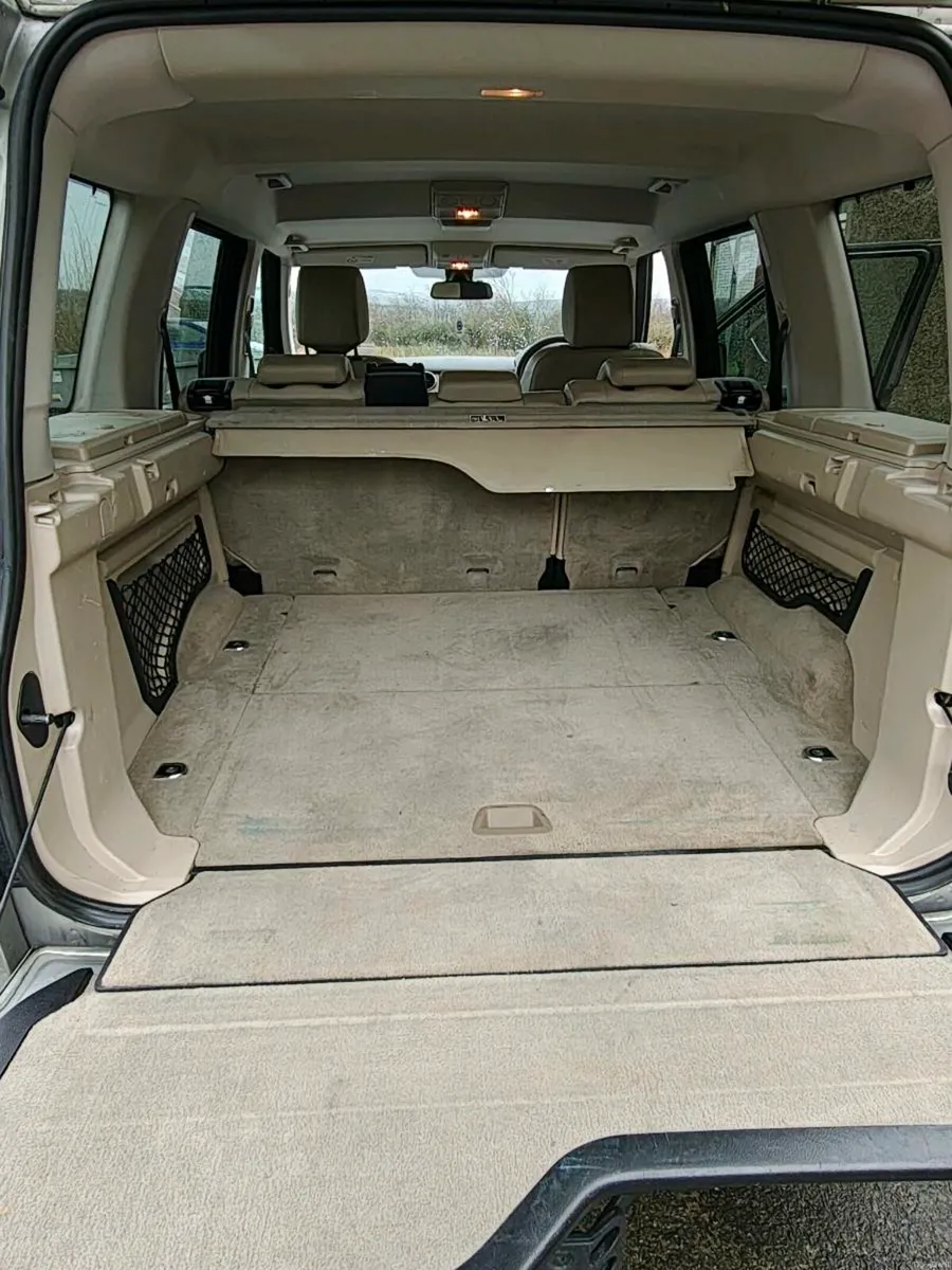 LAND ROVER DISCOVERY 4 commercial 5 seater - Image 6