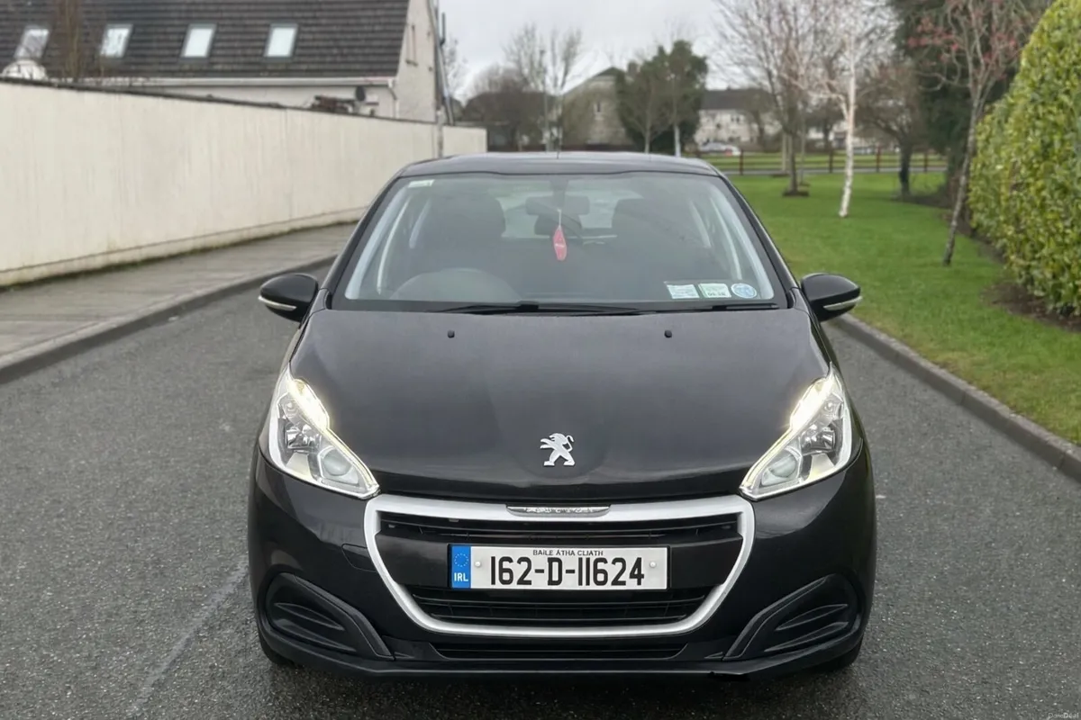 162 peugout 208 1.2 petrol with nct low kms - Image 2