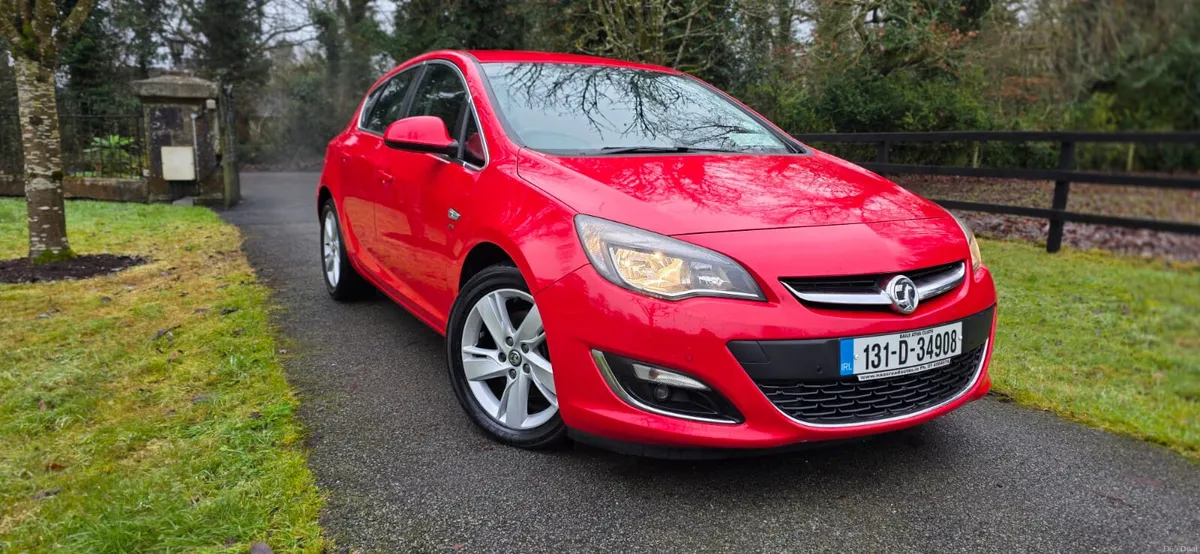 13 Vauxhall Astra 2 litreD SRI 165 BHP NEW NCT - Image 2