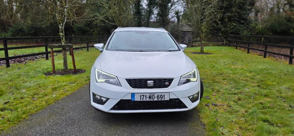 17 SEAT Leon FR 2 LITRE TDI - Image 4
