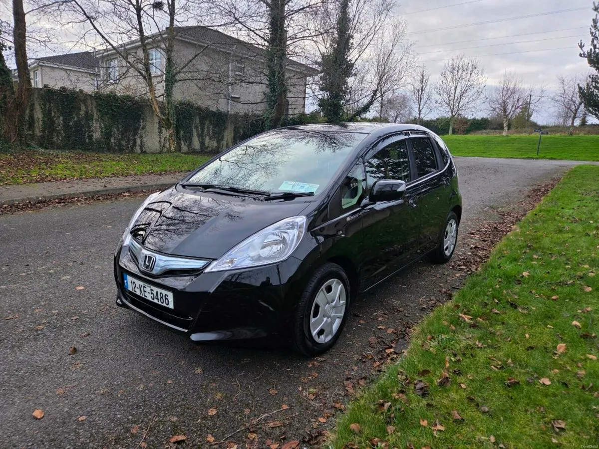 Honda Fit 2012 Automatic Hybrid - Image 2