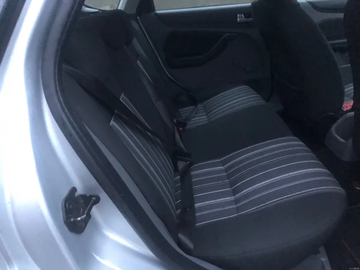 FORD FOCUS SMALL MILES MCT 8/26tax feb26 - Image 4