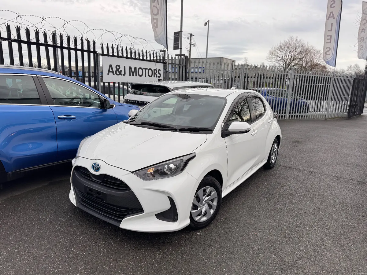 2020 TOYOTA YARIS 1.5 HYBRID - Image 2