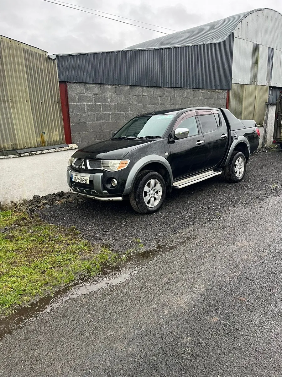 Mitsubishi L200 2006 - Image 2