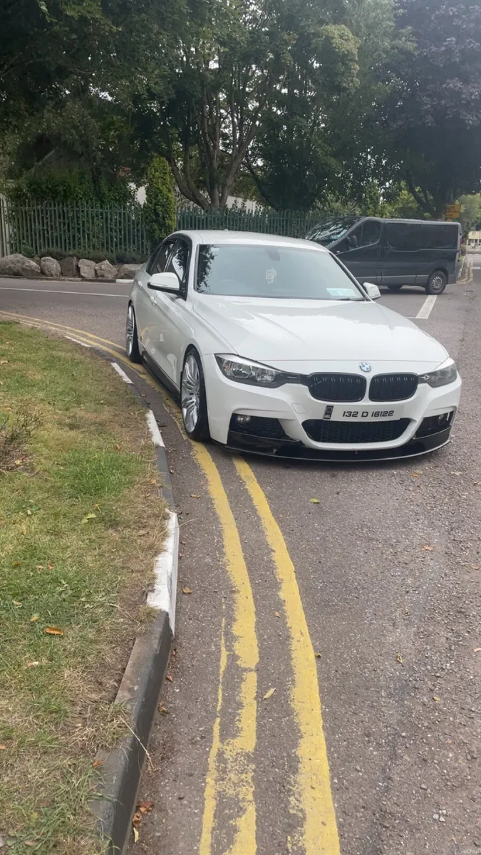 BMW 3-Series 2013 - Image 3