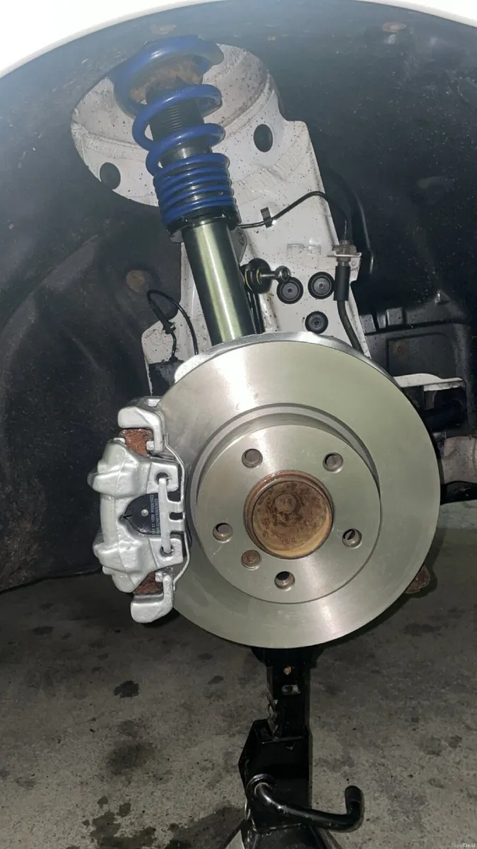 BMW 3-Series 2013 - Image 4