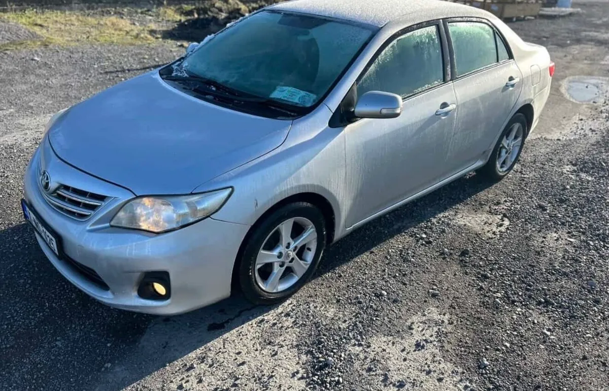 Toyota Corolla - Image 2