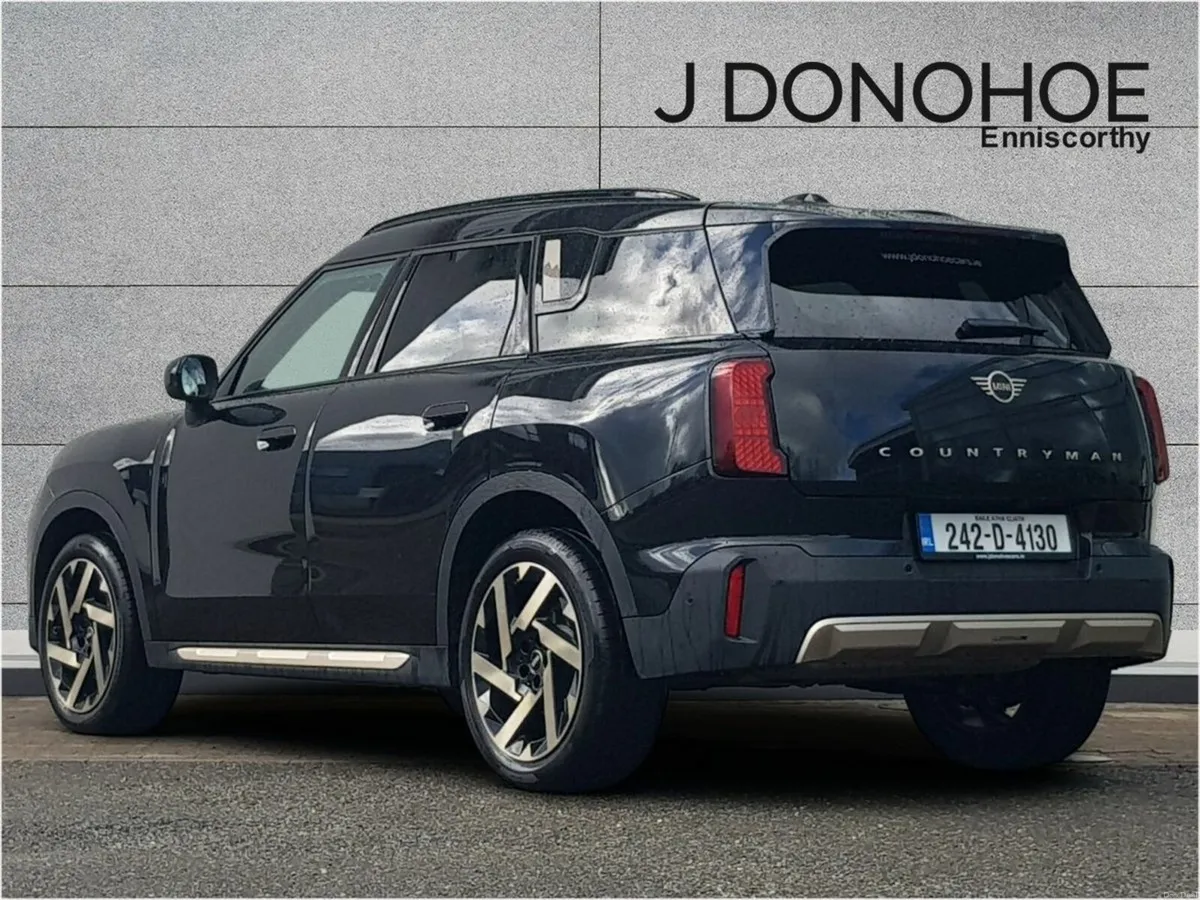 Mini Countryman Exclusive LEVEL 2 - Image 2