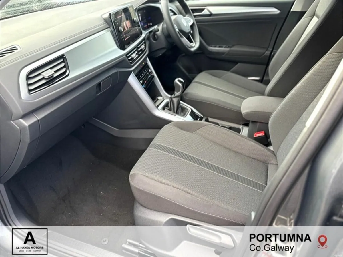 Volkswagen T-Roc EDITION 75 2.0TDI 6SPEED 116BHP - Image 4
