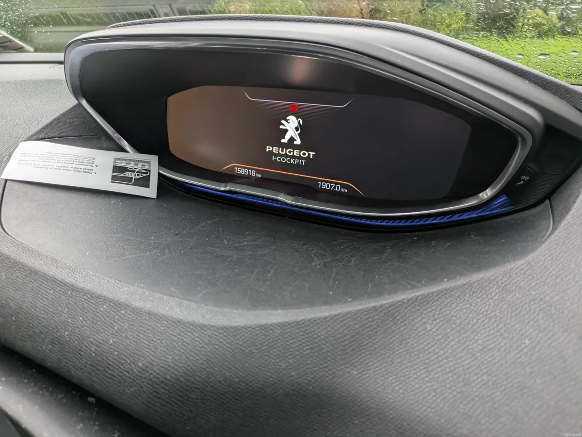 Peugeot 3008 2018 - Image 2