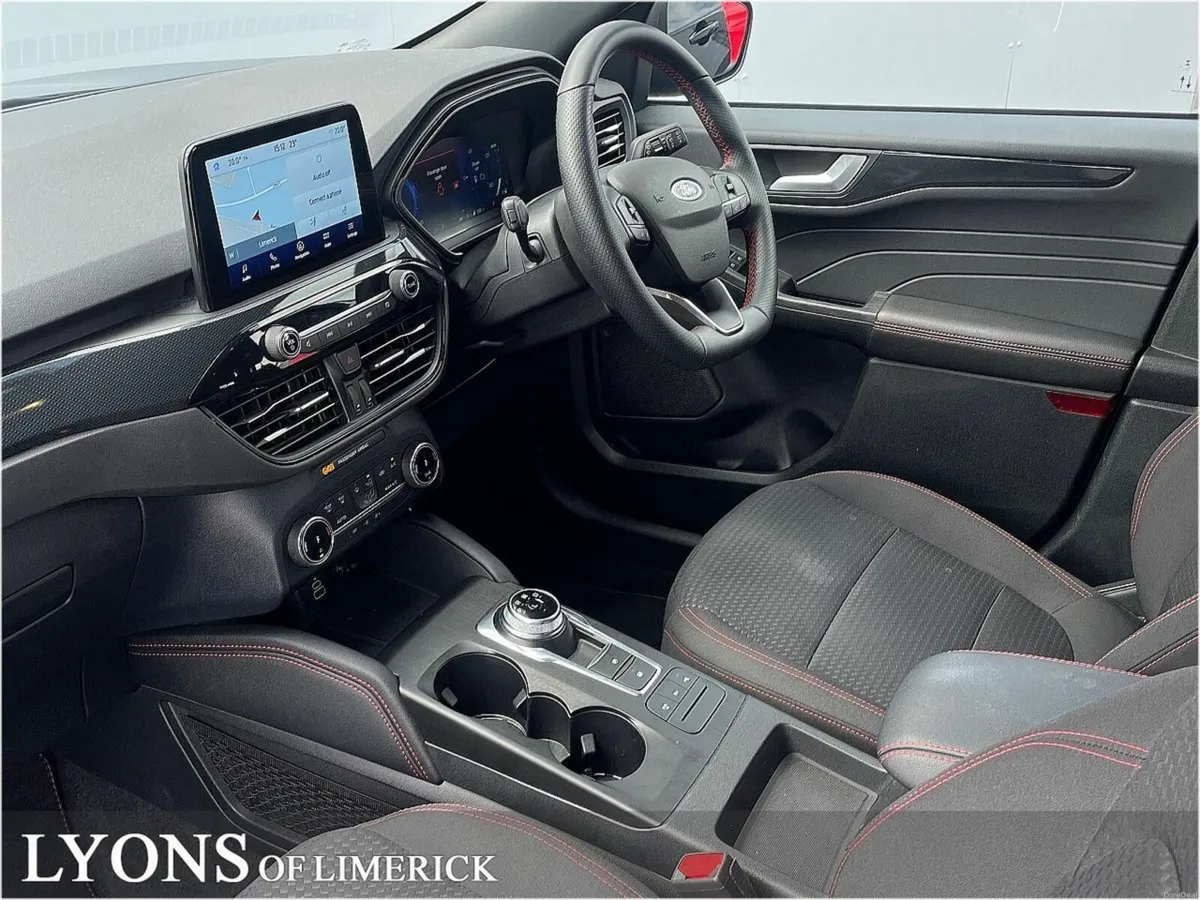 Ford Kuga 2.5 Duratec 225PS PHEV ST-Line Auto, €13 - Image 3