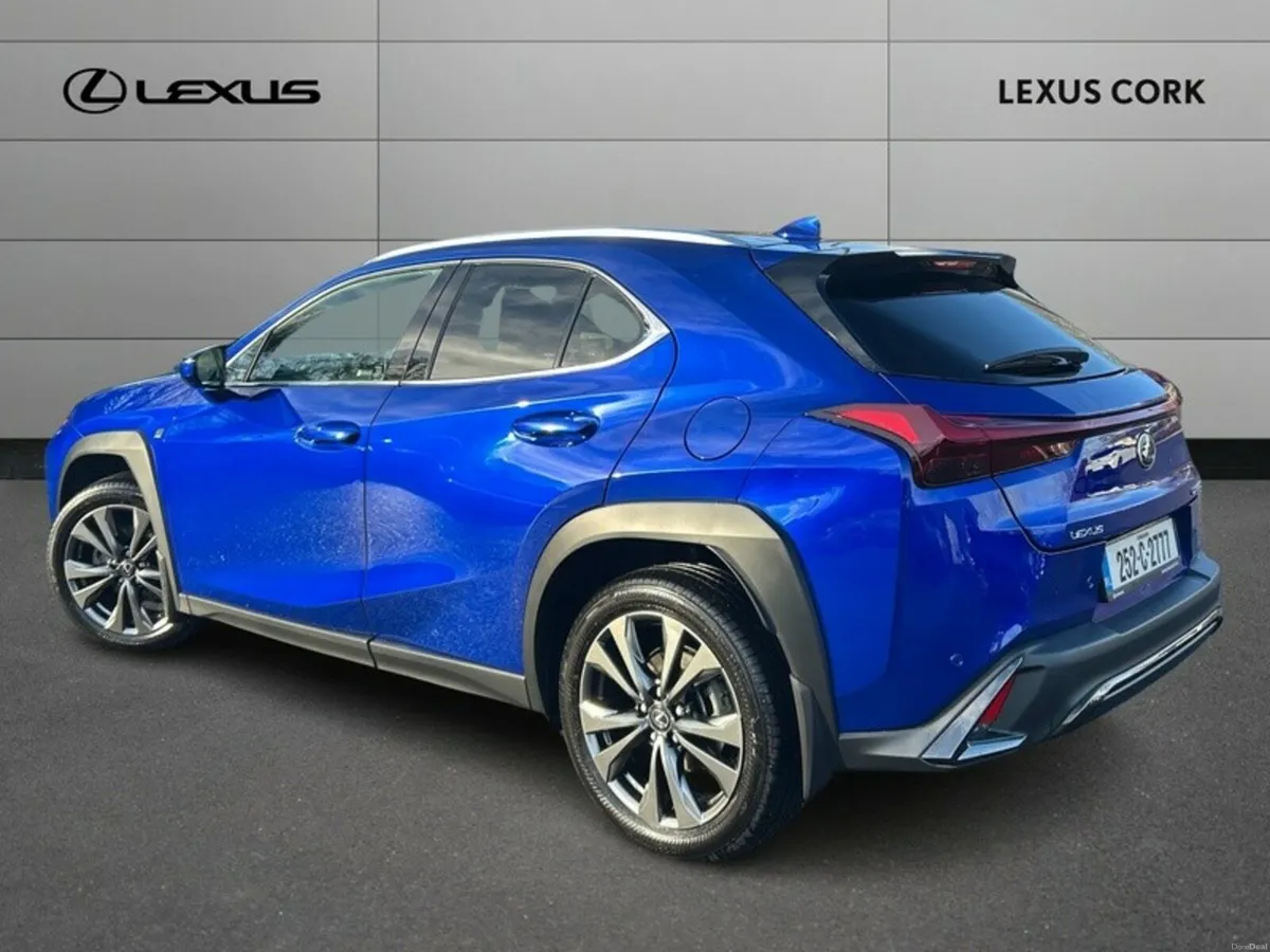 Lexus UX UX300H F SPORT DESIGN - Image 3