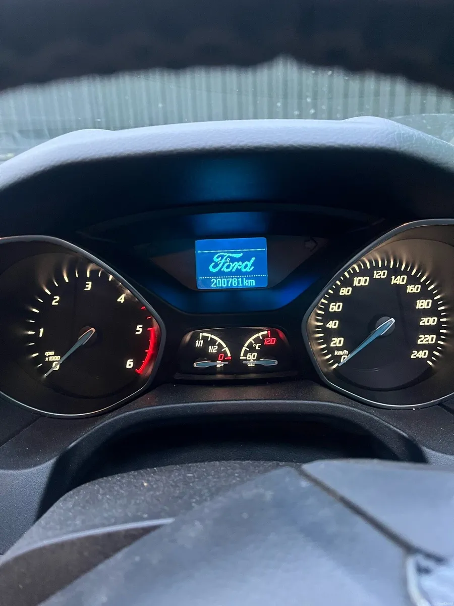 2014 ford focus - Image 2