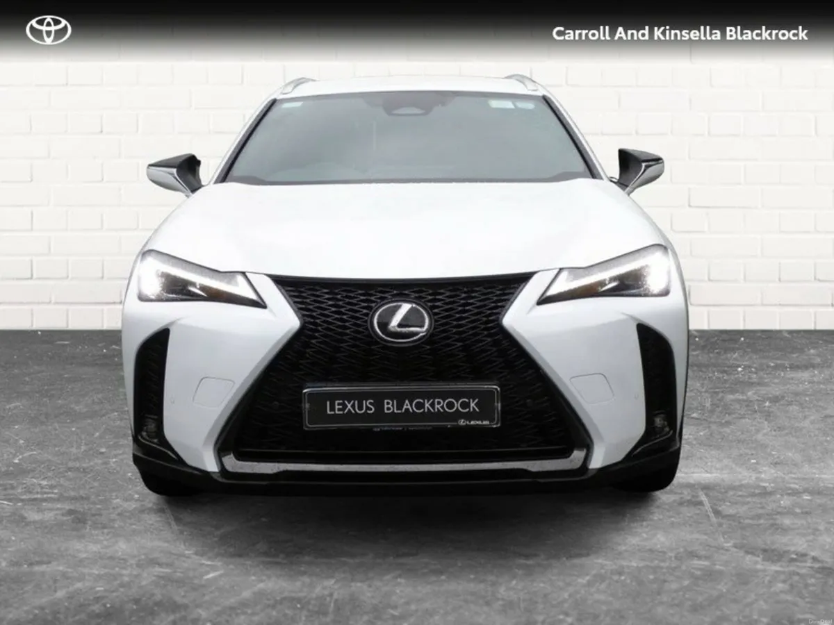 Lexus UX 300h Hybrid F Sport Design - Image 4