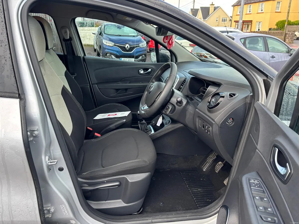 Renault Captur   1.0 PETROL  LOW  MILEAGE - Image 6