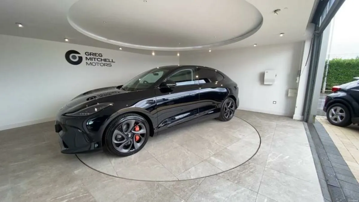 Other Other 553kW Launch Edition 100kWh 5dr AWD Au - Image 3