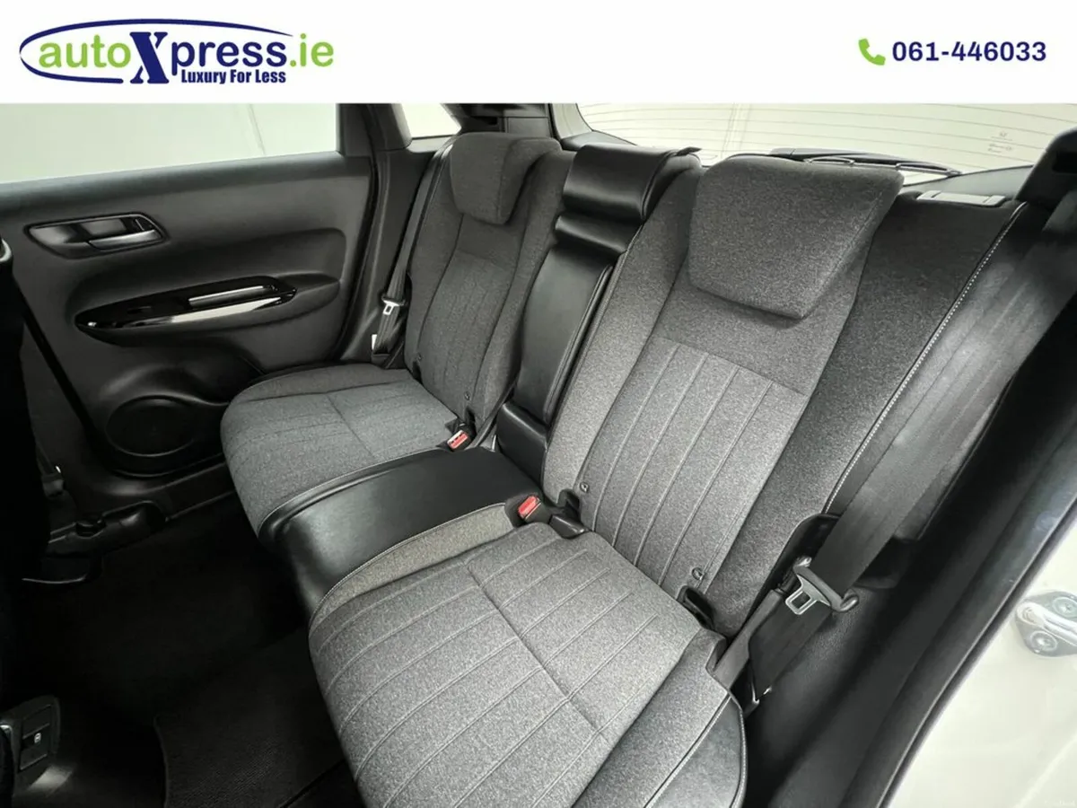 Honda Fit 1.5 E:HEV HOME Automatic, Reversing came - Image 4