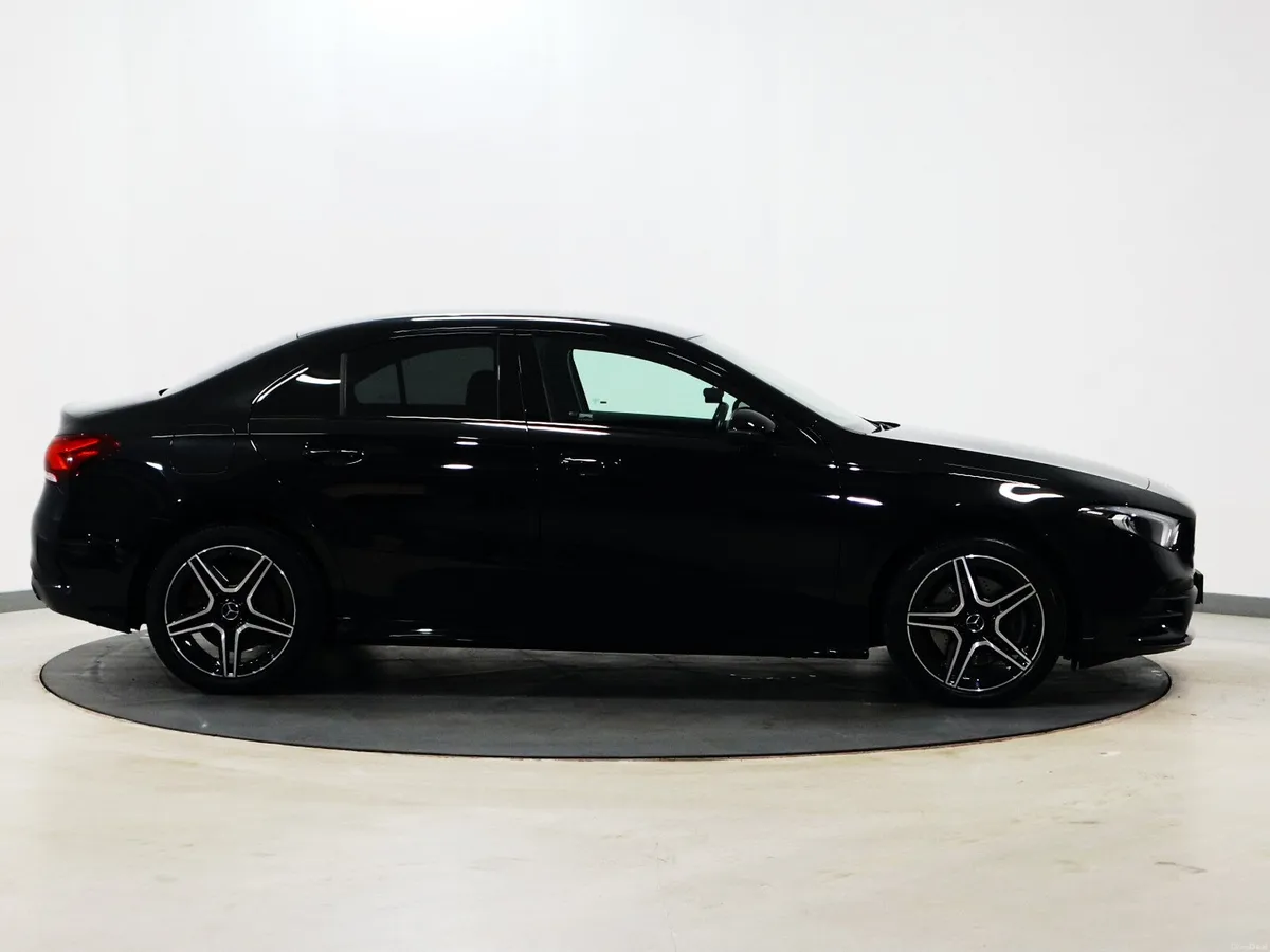 *16* 2022 Mercedes-Benz AMG 1.3 amg line - Image 3