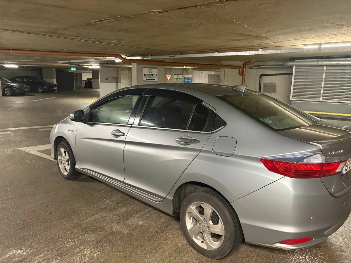 2016 Honda Grace Hybrid with Fresh 2 yr NCT - Image 3