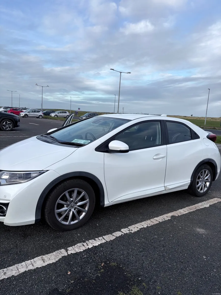 Honda Civic 2015 1.6 diesel sport - Image 3