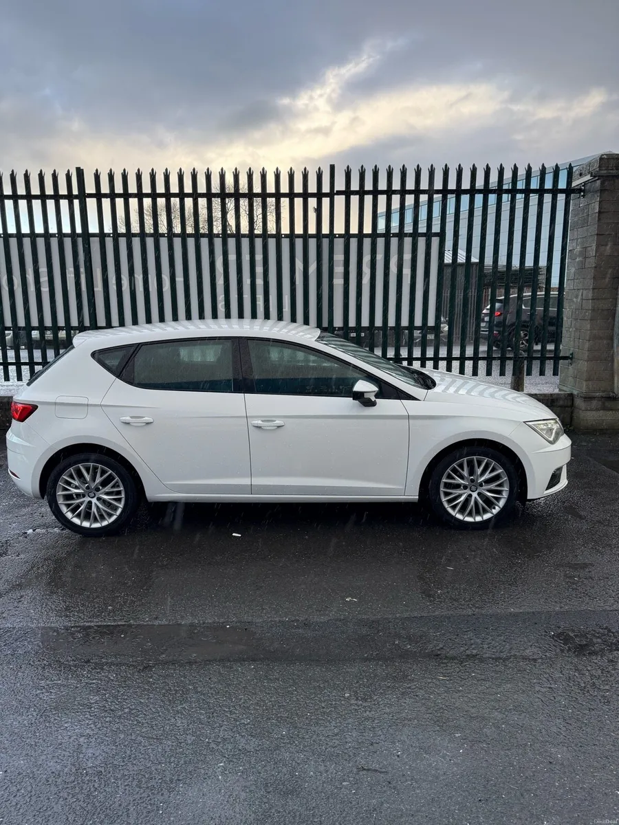 2018 Seat Leon 1.2 petrol - Image 2