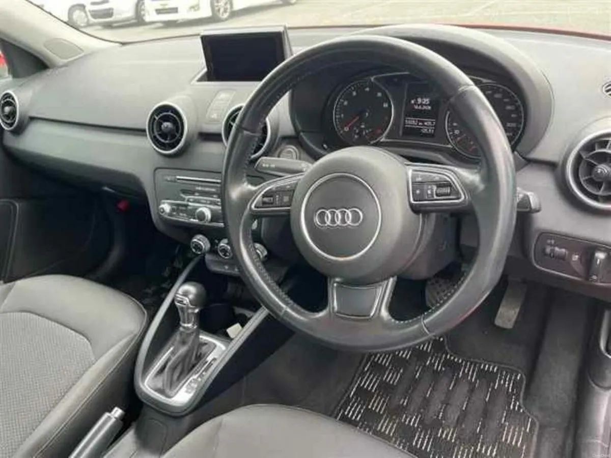 Audi A1 1.0 TFSI - FACTORY ALLOYS - PUSH START/STO - Image 3