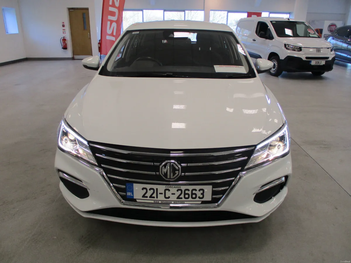 MG MG5 2022 STATION WAGON - Image 3
