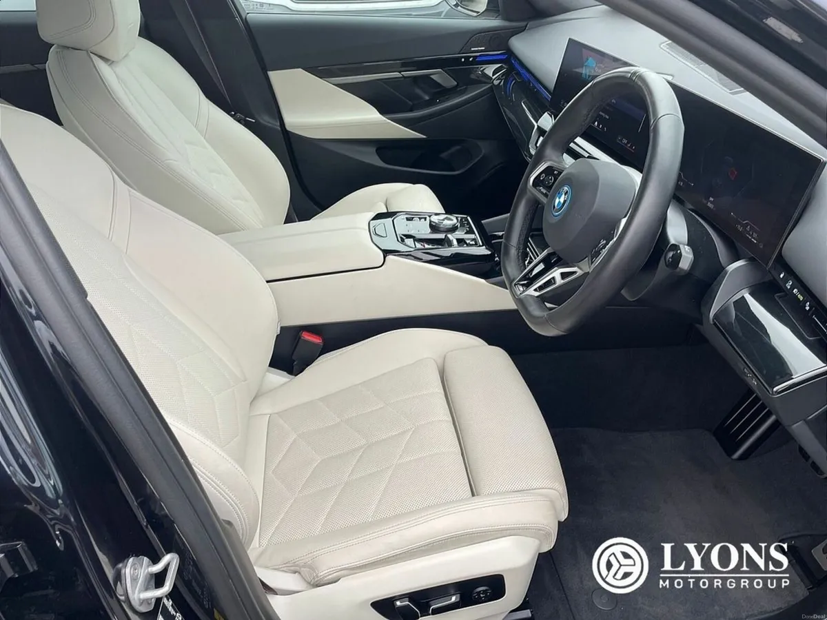 BMW 5-Series 530e M Sport Pro Saloon - Image 4