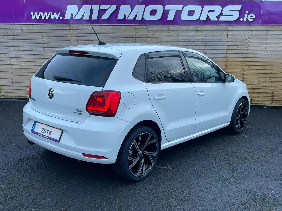 VOLKSWAGEN POLO! Low KMS - Image 4