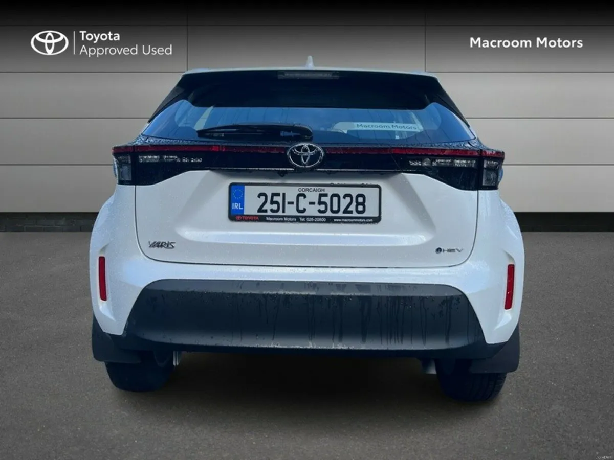 Toyota Yaris Cross FRESH SELECTION OF TRADE-INS YA - Image 4