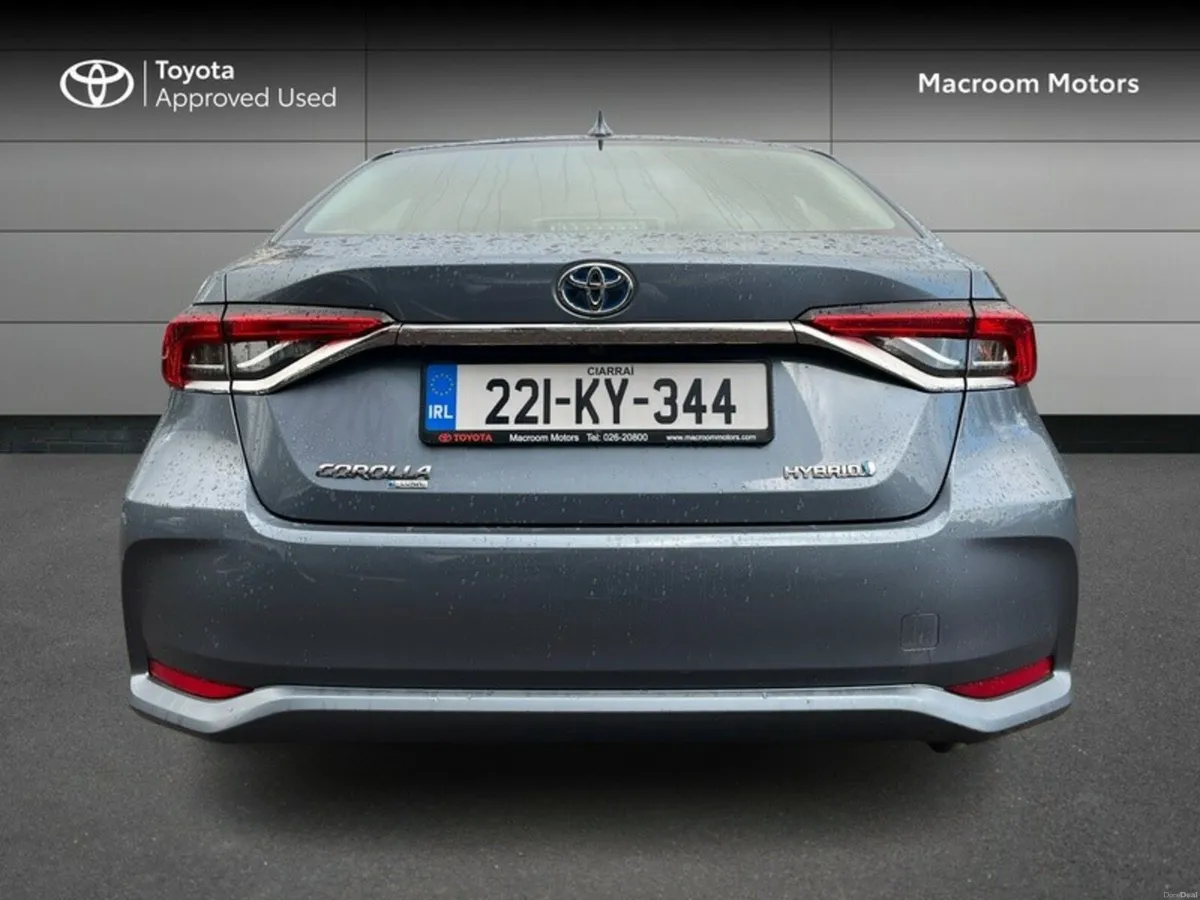 Toyota Corolla FRESH SELECTION OF TRADE-INS HYB LU - Image 4