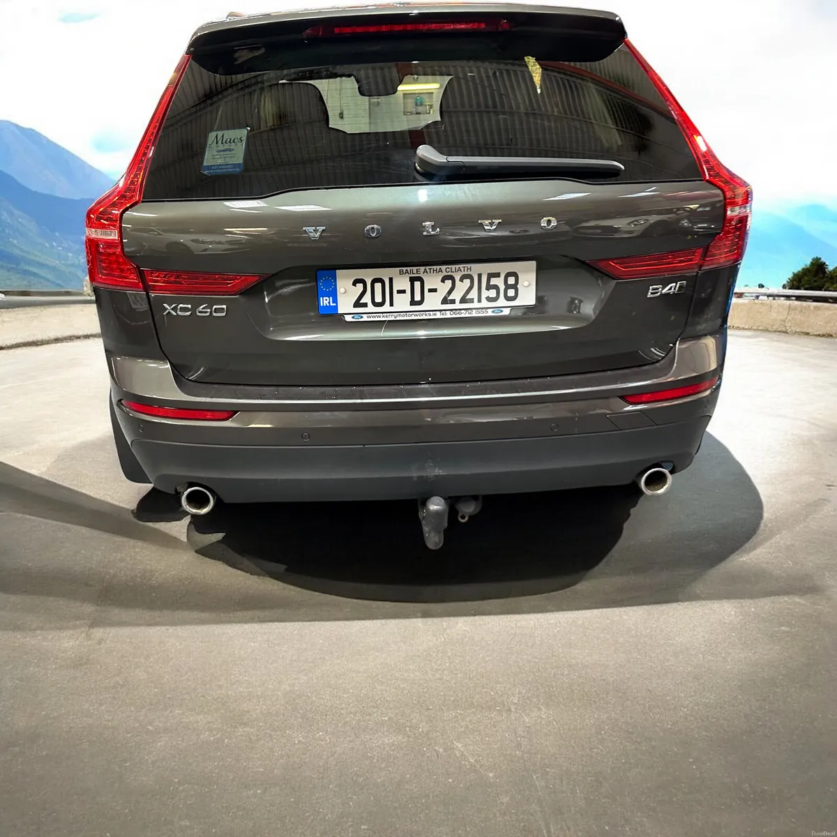 2020 Volvo XC60 B4 (197hp) 4WD Momentum Pro Auto - Image 2