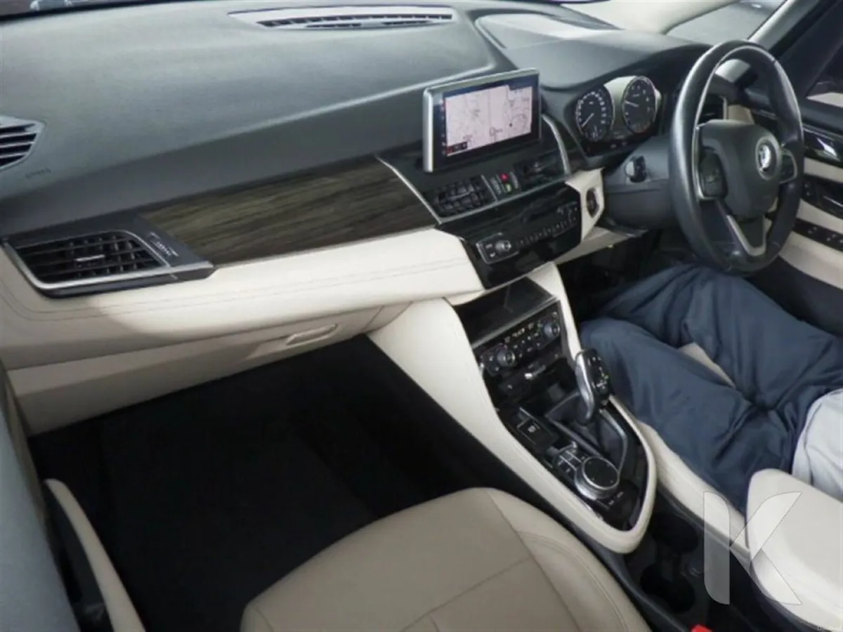 BMW 2-Series ACTIVE TOURER - FULL CREAM LEATHER IN - Image 3