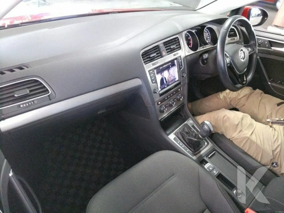 Volkswagen Golf COMFORT LINE CONNECT - CRUISE CONT - Image 3