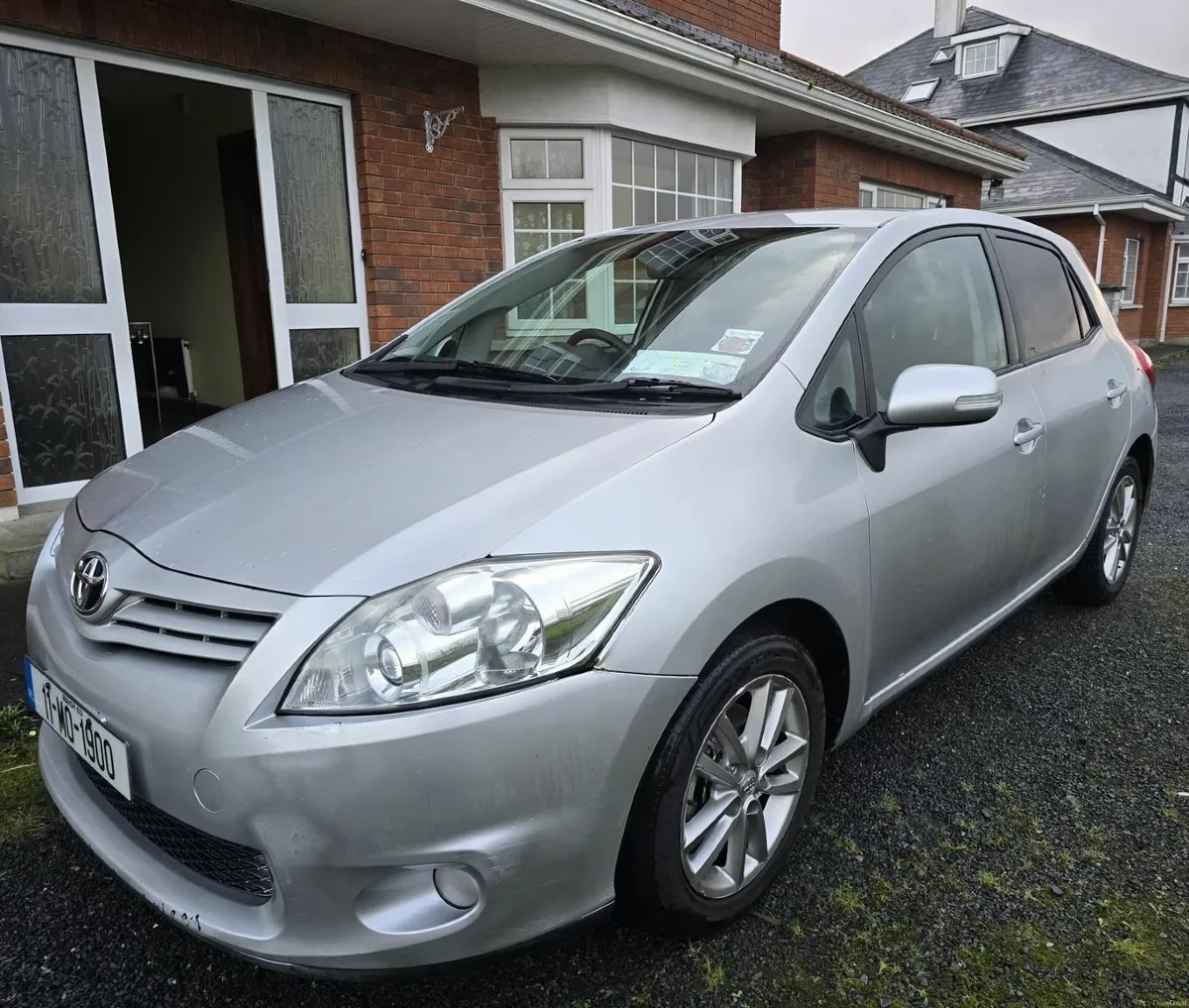 Toyota Auris 2011 automatic sport - Image 2