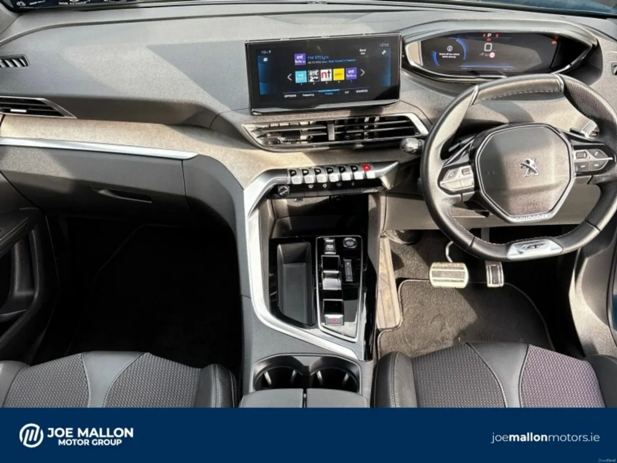 Peugeot 5008 1.2 Hybrid 136bhp E-DCS6 GT - Image 4