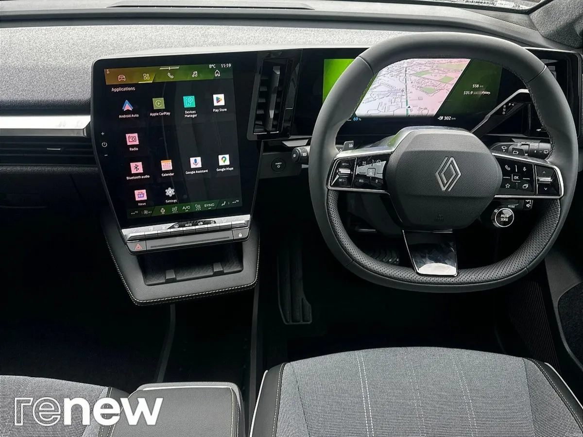 Renault Scenic Techno 87kWh 220hp - Image 3
