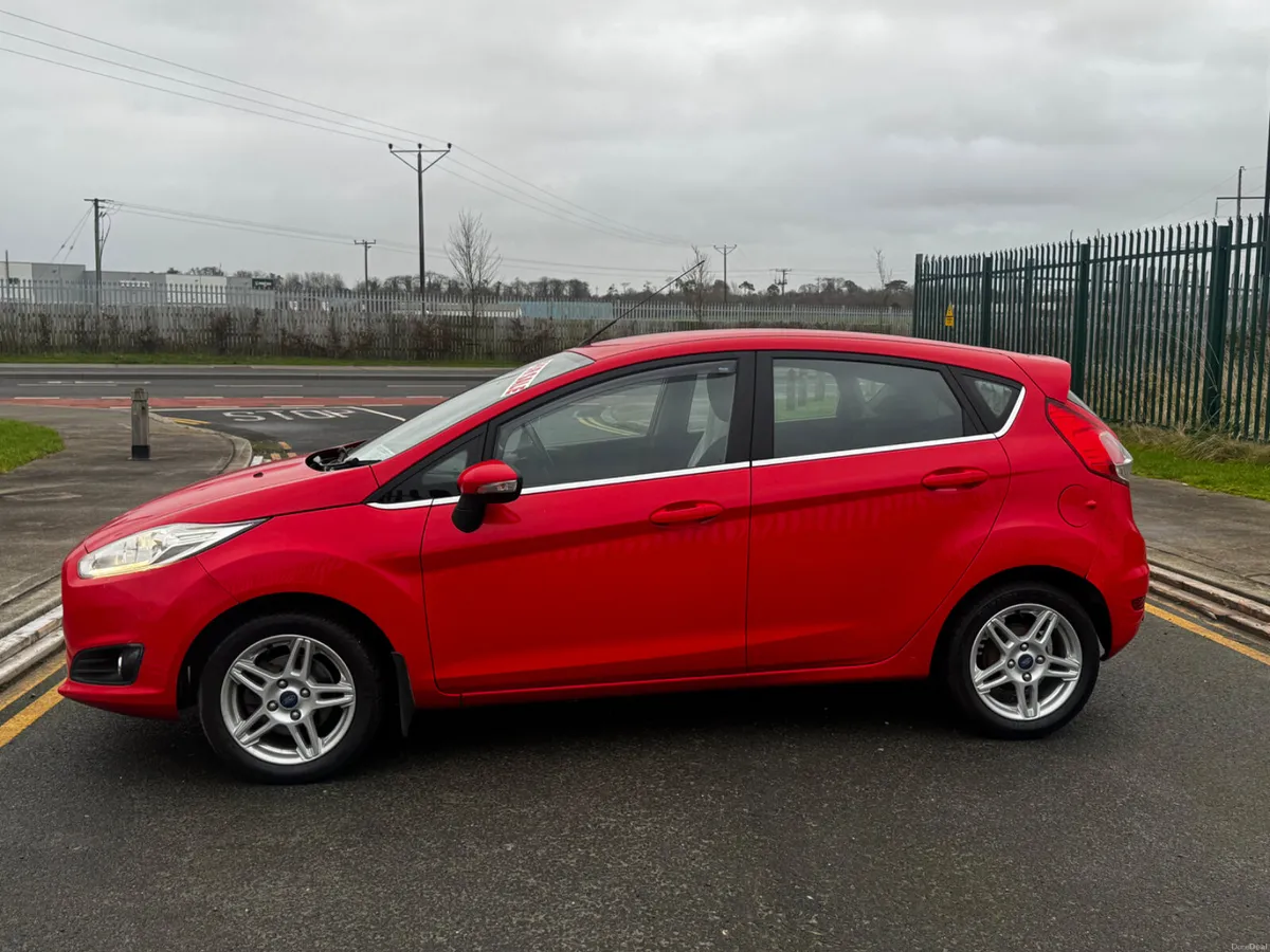 Ford Fiesta 2015 - Image 3