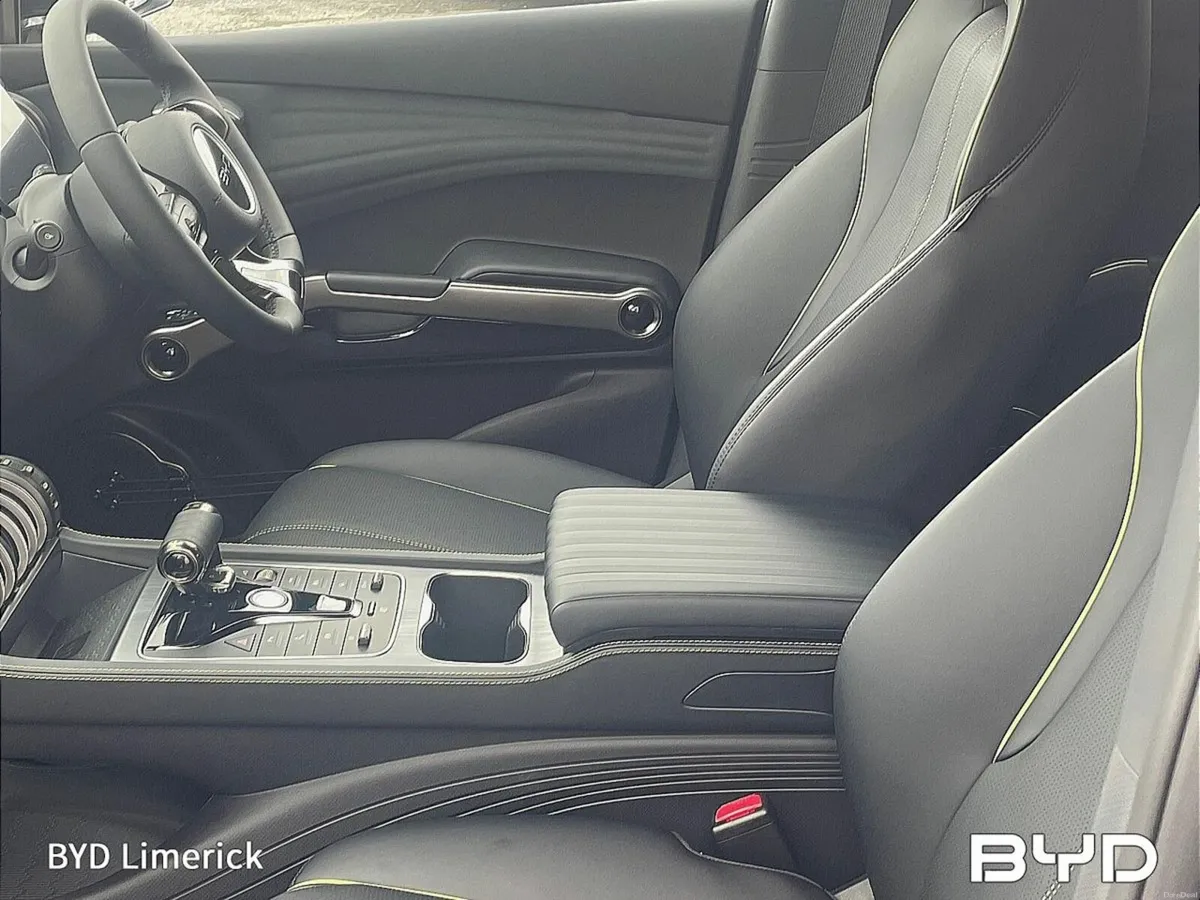 BYD ATTO 3 "261 Delivery" BYD Atto 3, Comfort 5DR. - Image 4