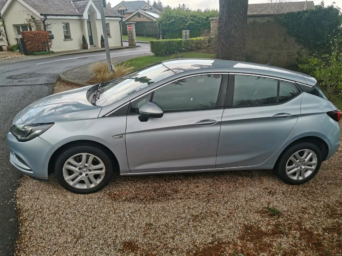 2016 Opel Astra 1.6CDI 5-Door Hatchback NCT 1/28 - Image 4