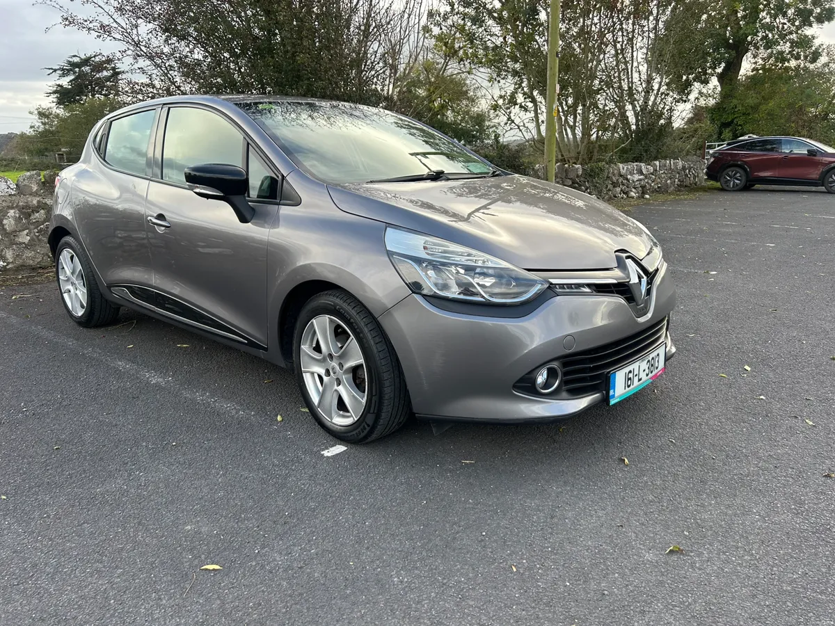 Renault Clio - Image 1