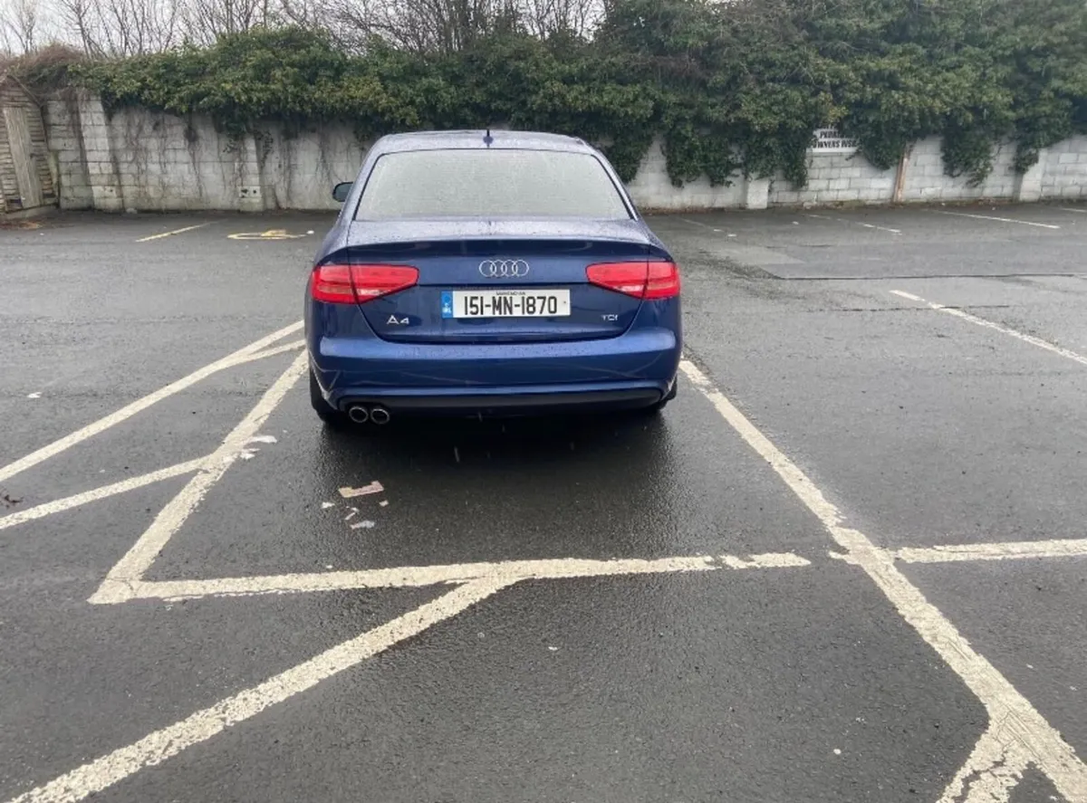 Audi A4 2015 - Image 4