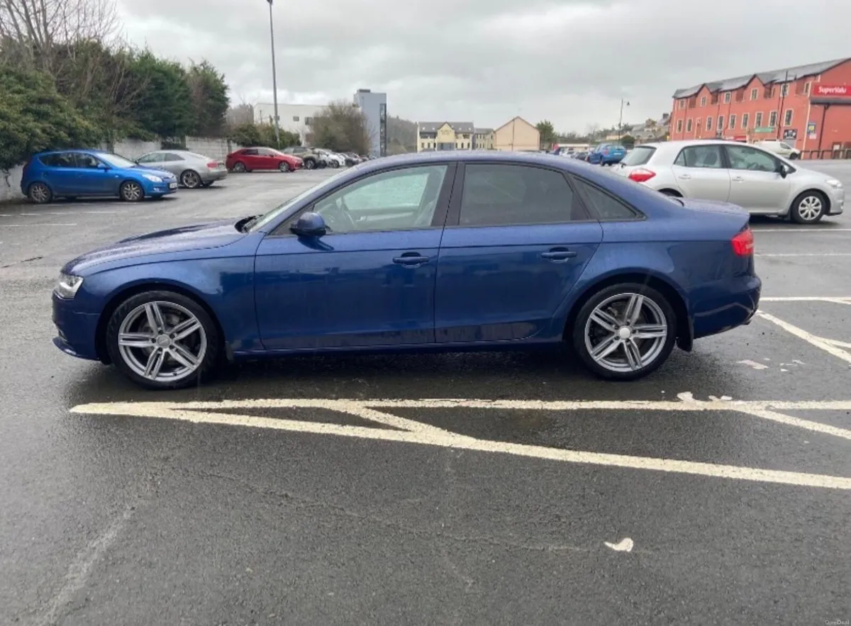 Audi A4 2015 - Image 3