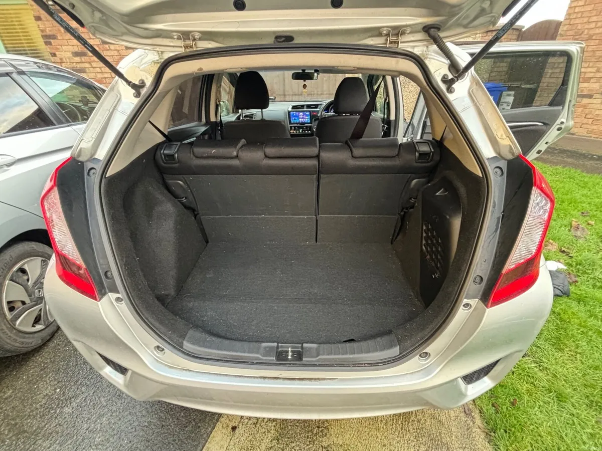 Honda Fit 2014 - Image 4