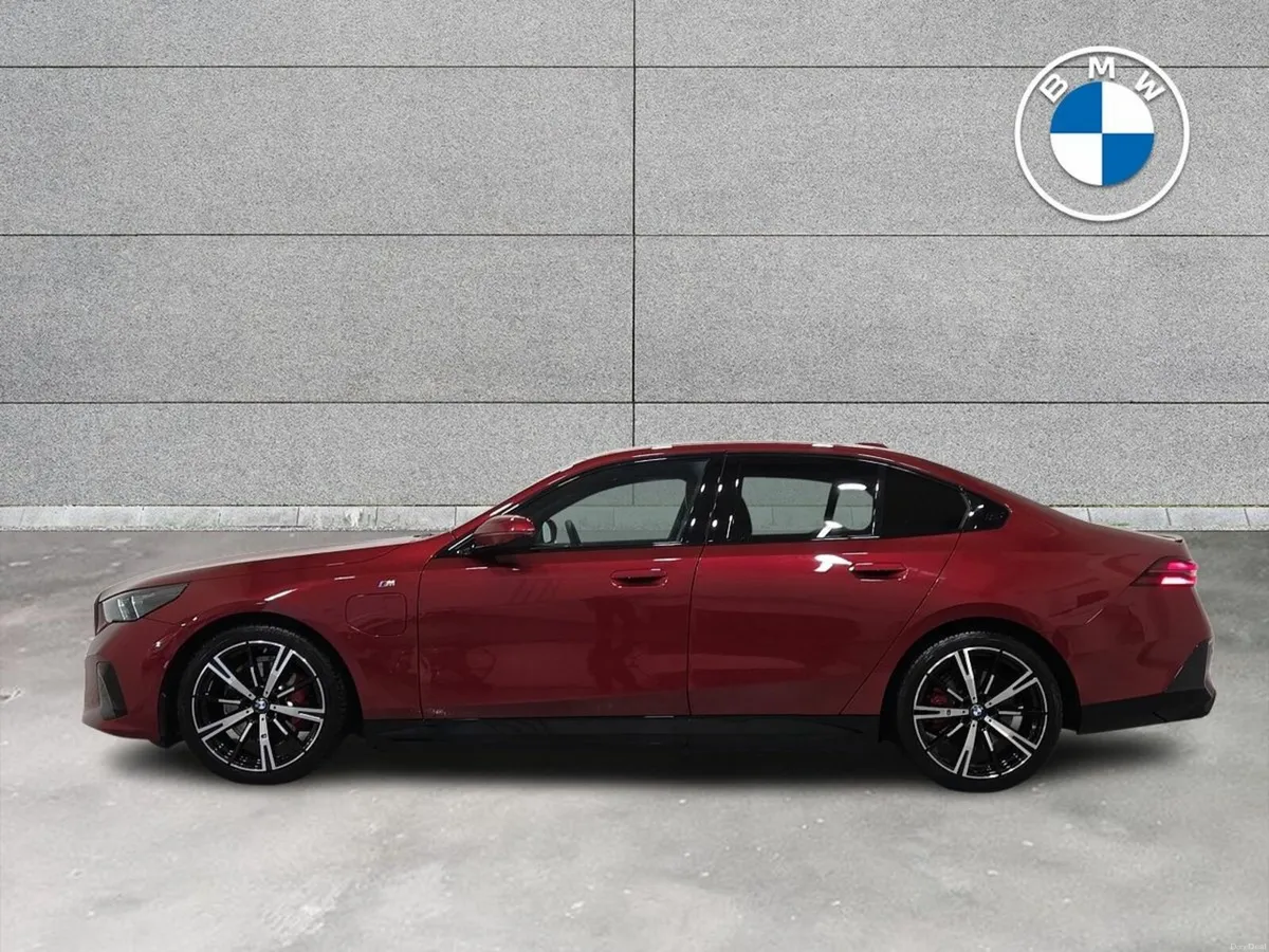 BMW 5-Series 530e M Sport Pro Saloon - Image 4