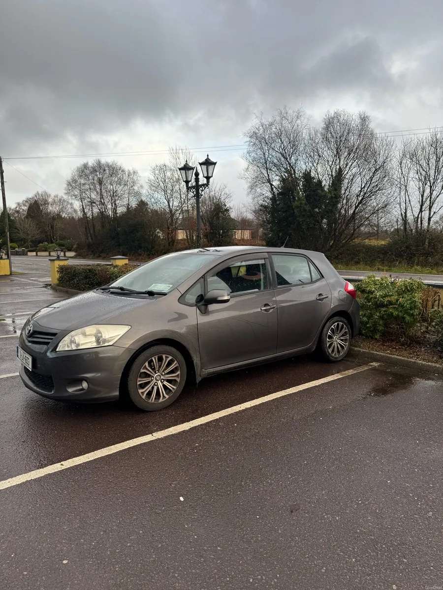 Toyota Auris 2011 - Image 3