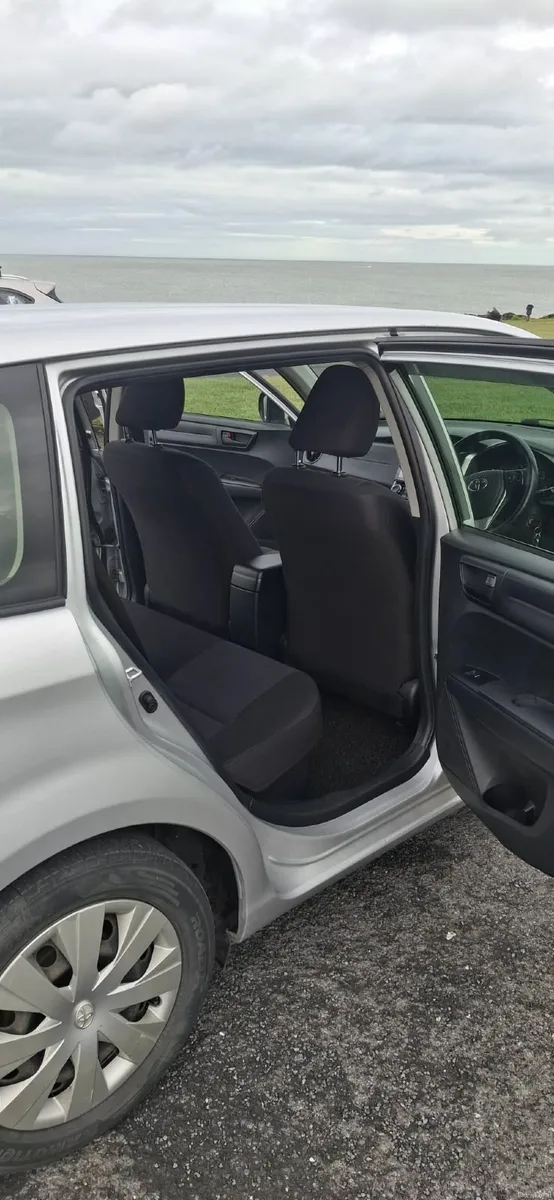 Toyota Corolla 2017.   call 0892630138 - Image 4